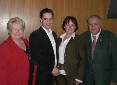 Der geschftsfhrende Vorstand (von links: Schatzmeisterin Ingrid Riehn, Vorsitzender Marcel Scharrelmann und die Stellv. Karin zur Mhlen und Hans-Ulrich Pschel